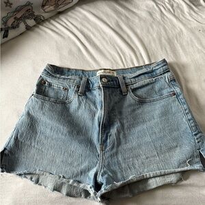 Abercrombie & Fitch mom Shorts